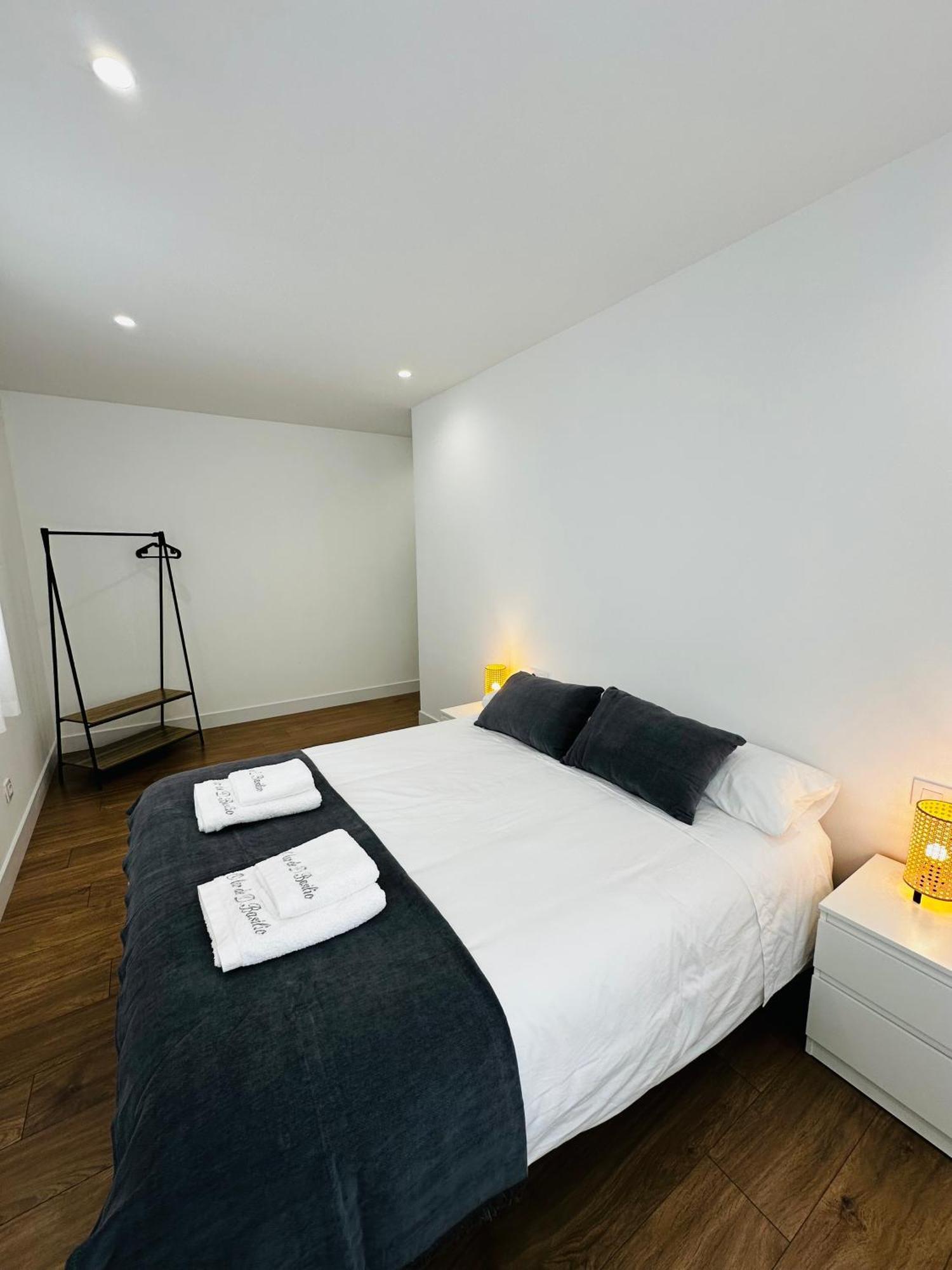 O Lar De Don Basilio Apartman Redondela Kültér fotó